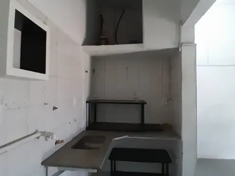 LOCAL RAMOS MEJIA SUR 24M2 A METROS DE AV DE MAYO 2200