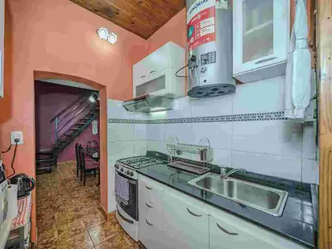 VENTA DE PH TIPO CASA 5 AMBIENTES CASEROS PERMUTA