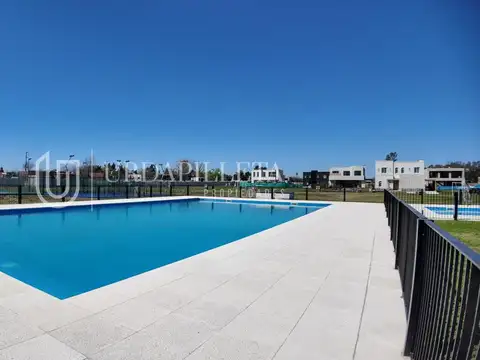 Lote en venta  en El Olivar Pilar Central Interno