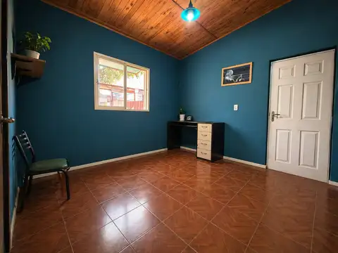 Casa 4 ambientes con 1 baño