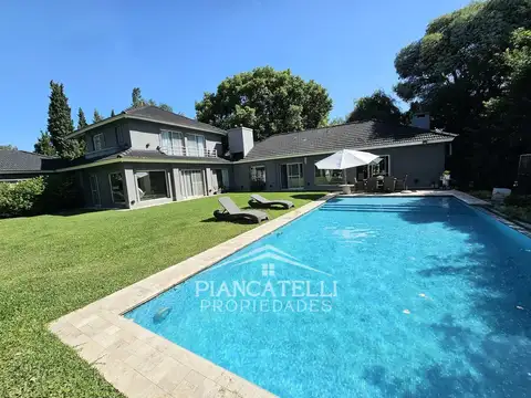 Casa en Venta de 4 dormitorios