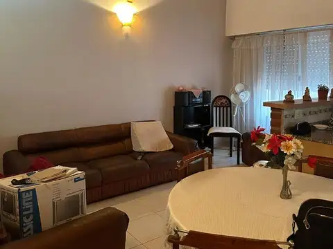 ALQUILER PH TIPO CASA 3 AMBIENTES VILLA LUZURIAGA