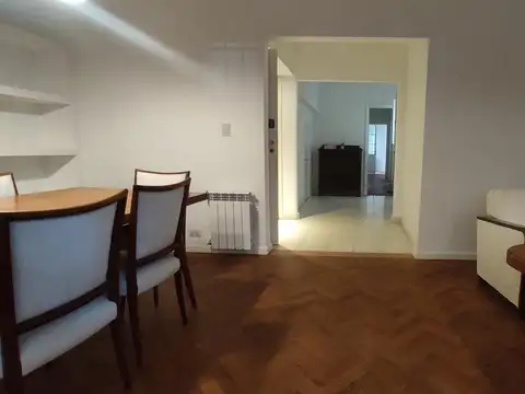 Depto Tipo Casa en Alquiler de 4 ambientes