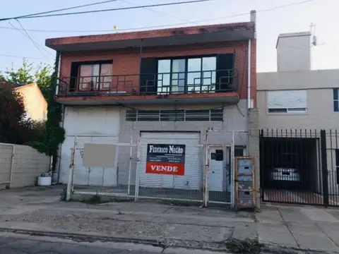 Gaspar Campos 2400