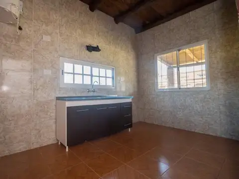 QUINTA A ESTRENAR EN ARROYO LEYES - 3 DORMITORIOS