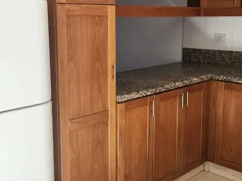 Departamento en Alquiler con 1 cocheras