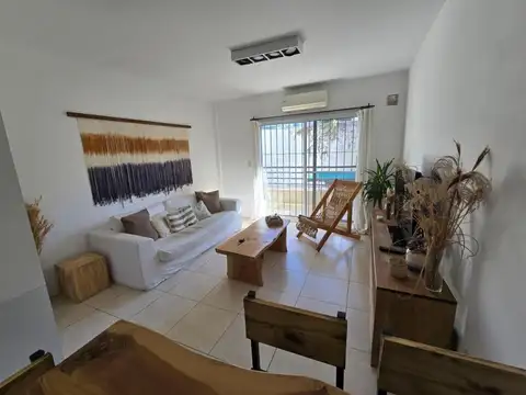 9 De Julio 900