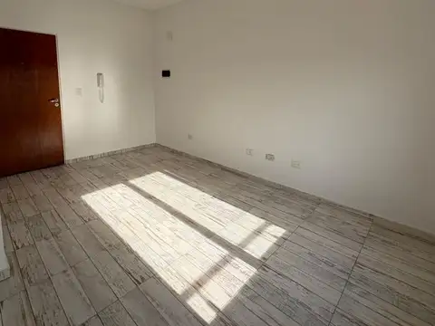 Departamento en Venta en Santos Lugares, USD 45.000