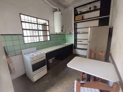 VENTA CASA 6 AMBIENTES PATIO Y TERRAZA RAMOS MEJIA