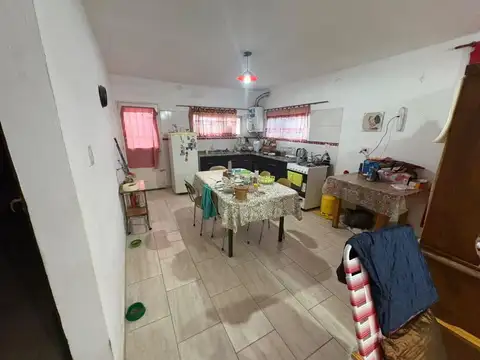 Casa en Alquiler en Deán Funes, $ 650.000