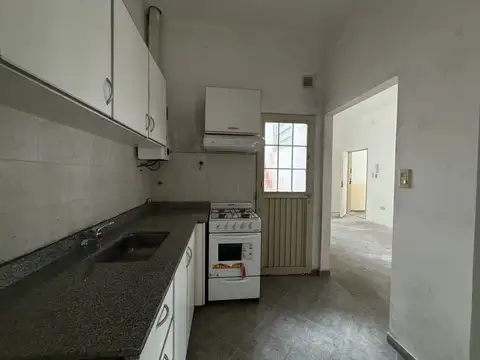 Depto Tipo Casa 4 ambientes con 1 baño