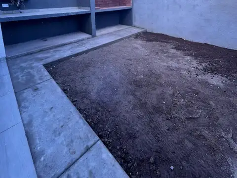 OPORTUNIDAD DUPLEX 3 DORM MANANTIALES