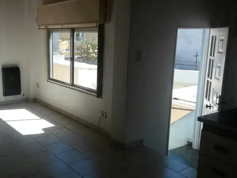 Pringles 862 , Piso 1