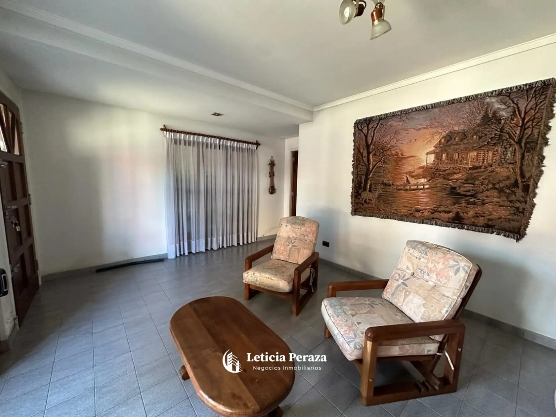 Chalet 5 ambientes en VENTA - APTO CREDITO