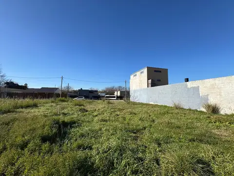 Terreno en Venta 20  mts Frente