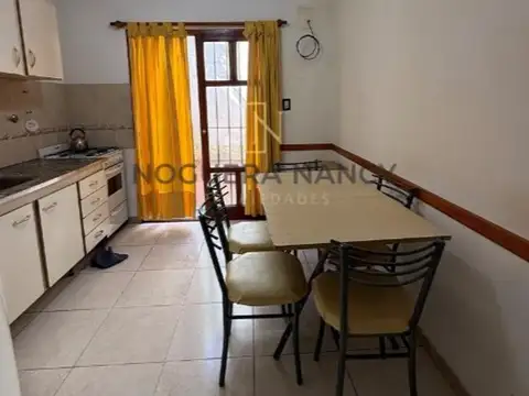 Depto Tipo Casa en Venta con 1 cocheras