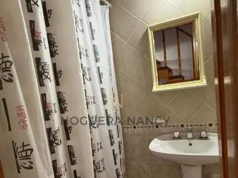 Depto Tipo Casa en Venta con 1 cocheras