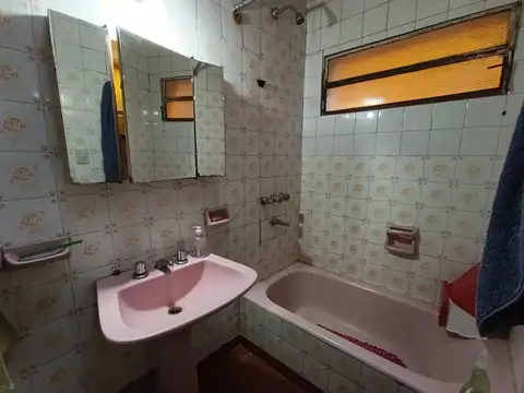 Depto Tipo Casa 4 ambientes con 1 baño
