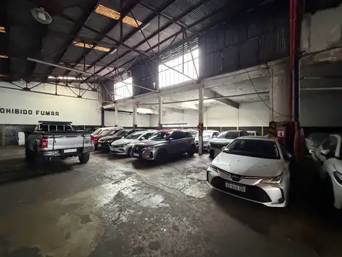 Garage  en Villa Martelli