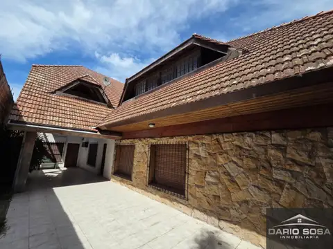 Casa en venta c/ cochera en Belén de Escobar