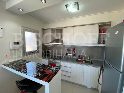 EXCELENTE DEPARTAMENTO 2 AMBIENTES PLANTA BAJA, FRENTE AL MAR