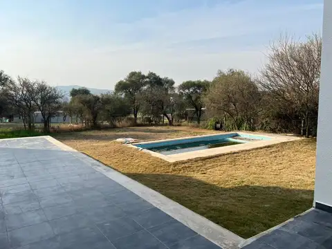 ¡Venta! ¡Casa en  Valle del Golf - Hermosas vistas!