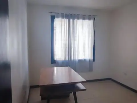 Departamento en Alquiler en Coronel Dorrego, $ 580.000