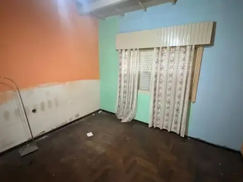 Casa 6 ambientes con 3 baños
