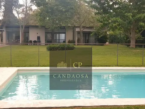 AVA - CASA EN VENTA  SAN JORGE