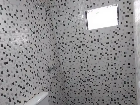 Casa 7 ambientes con 3 baños