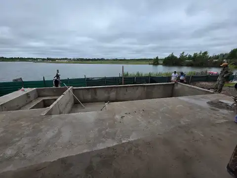 VENTA CASA PUERTOS DEL LAGO MUELLES ESCOBAR