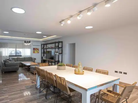 CASA EN VENTA 5 AMBIENTES BARRIO LA MAGDALENA