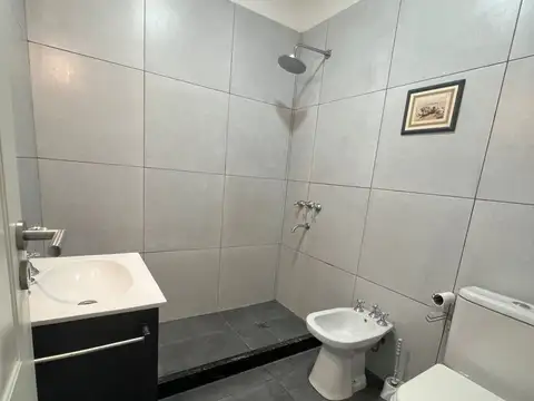 Depto Tipo Casa en Alquiler de 2 dormitorios