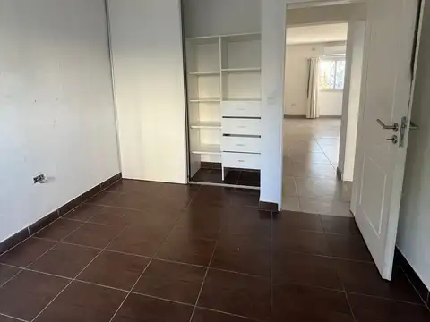 Depto Tipo Casa 3 ambientes con 1 baño