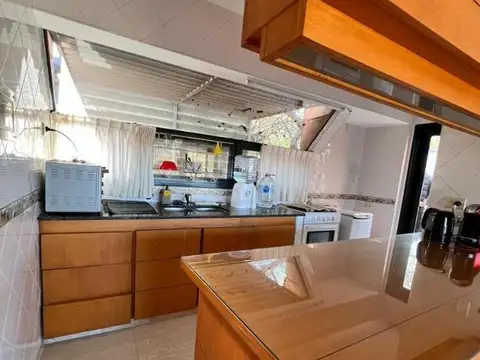 Departamento en Alquiler con 2 cocheras