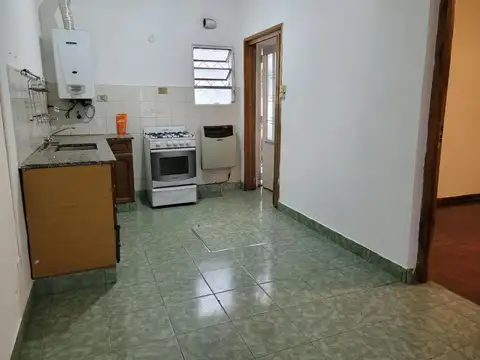 PH en ALQUILER de 1 DORMITORIO en LA PLATA