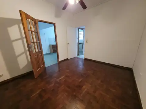 Depto Tipo Casa en Alquiler de 2 ambientes