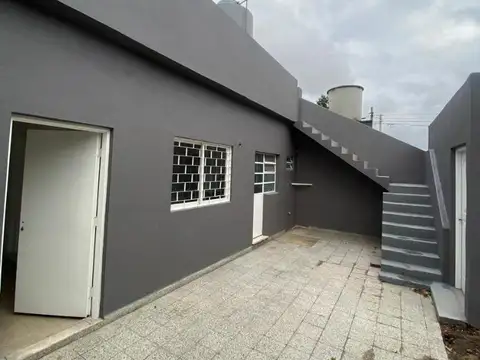 CASA 3 AMBIENTES CON COCHERA, FDO LIBRE Y TERRAZA