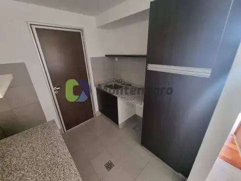 Calle 148 800, Piso 11