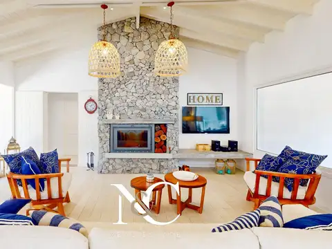 Casa en Venta en Costa Esmeralda, USD 324.000