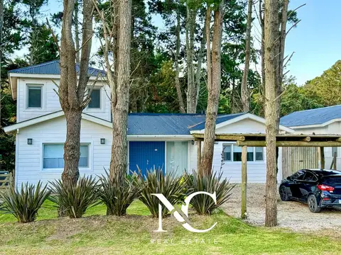 Casa en Venta en Costa Esmeralda, estilo playero