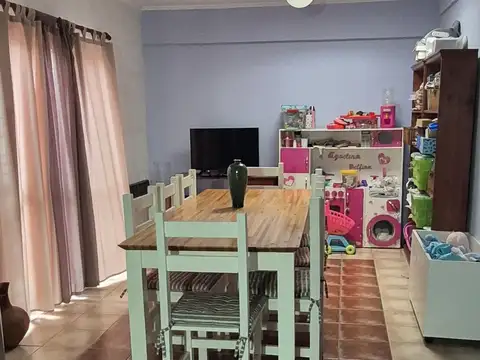 Depto Tipo Casa 5 ambientes con 1 baño