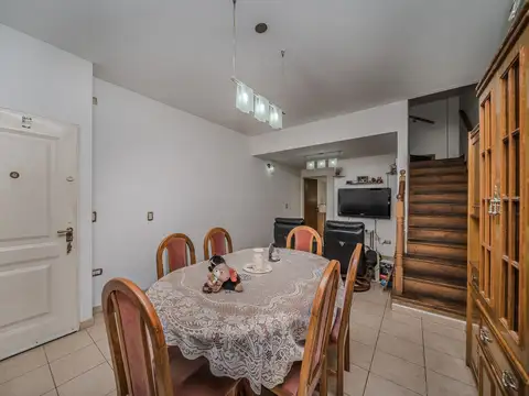 VENTA DUPLEX 4 AMB PATIO COCHERA SANTOS LUGARES
