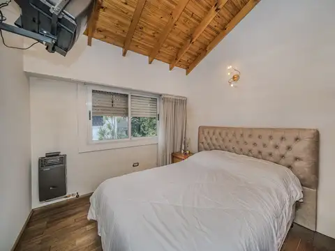 Depto Tipo Casa en Venta de 4 ambientes