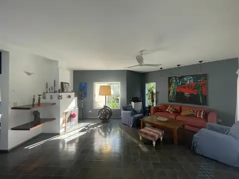 Casa en Venta al Oeste