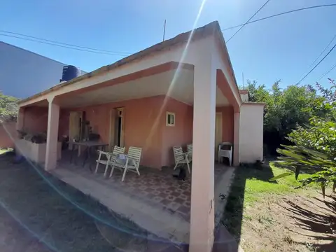 VENTA CASA EN OPORTUNIDAD DE INVERSION VILLA CABRERA 