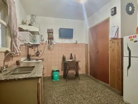 Depto Tipo Casa 2 ambientes con 1 baño