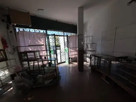 Local en Alquiler 50 años