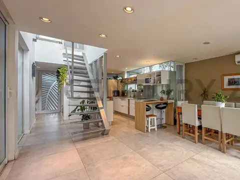 VENTA CASA 4 AMBIENTES   BARRANCAS DE SAN BENITO
