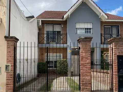 TRIPLEX 4 AMB. RAMOS MEJIA